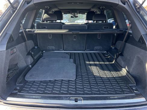 Used 2021 Audi Q7 3.0T Premium w/ Convenience Package image 27