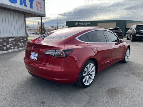 Used 2018 Tesla Model 3 Long Range image 10
