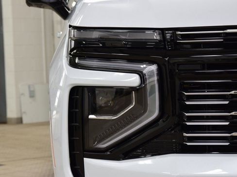 New 2026 Chevrolet Tahoe High Country AWD/4WD image 12