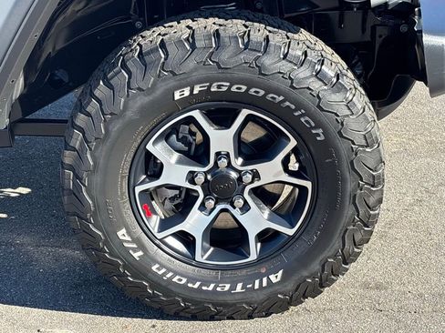 Used 2021 Jeep Wrangler Unlimited Rubicon 4xe image 37