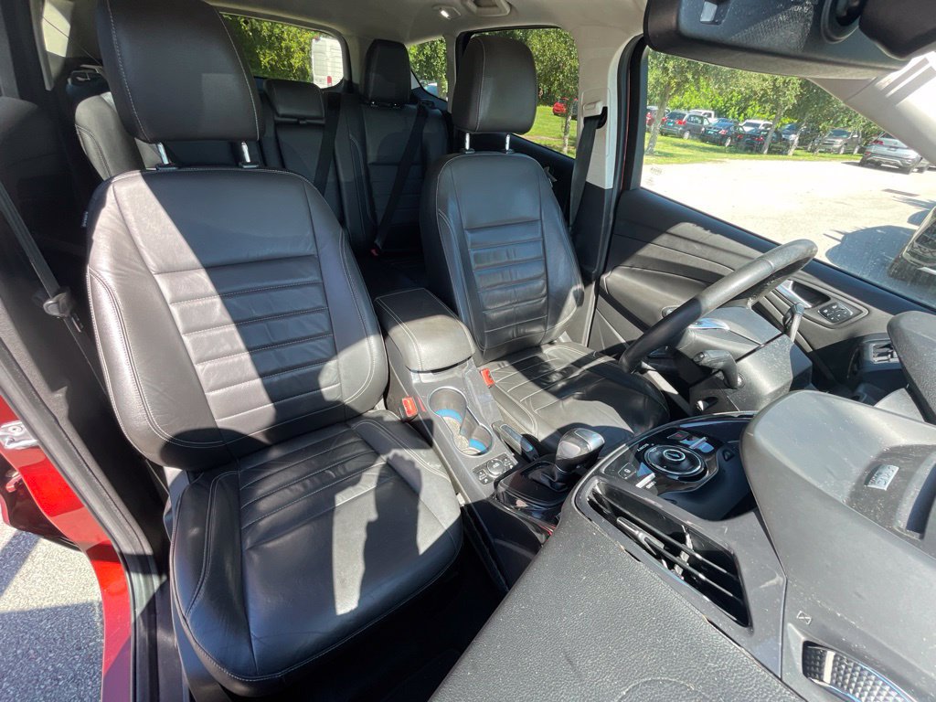 Used 2015 Ford Escape Titanium FWD image 10