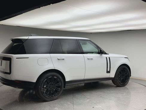 New 2026 Land Rover Range Rover SE AWD/4WD image 2