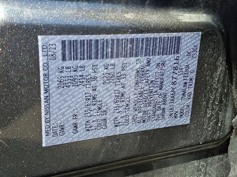 Used 2023 Nissan Rogue S FWD image 27
