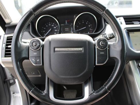 Used 2017 Land Rover Range Rover Sport SE AWD/4WD image 30