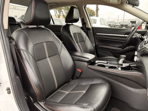 Used 2024 Nissan Altima 2.5 SR image 29