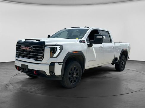 Used 2025 GMC Sierra 2500 AT4 AWD/4WD image 3