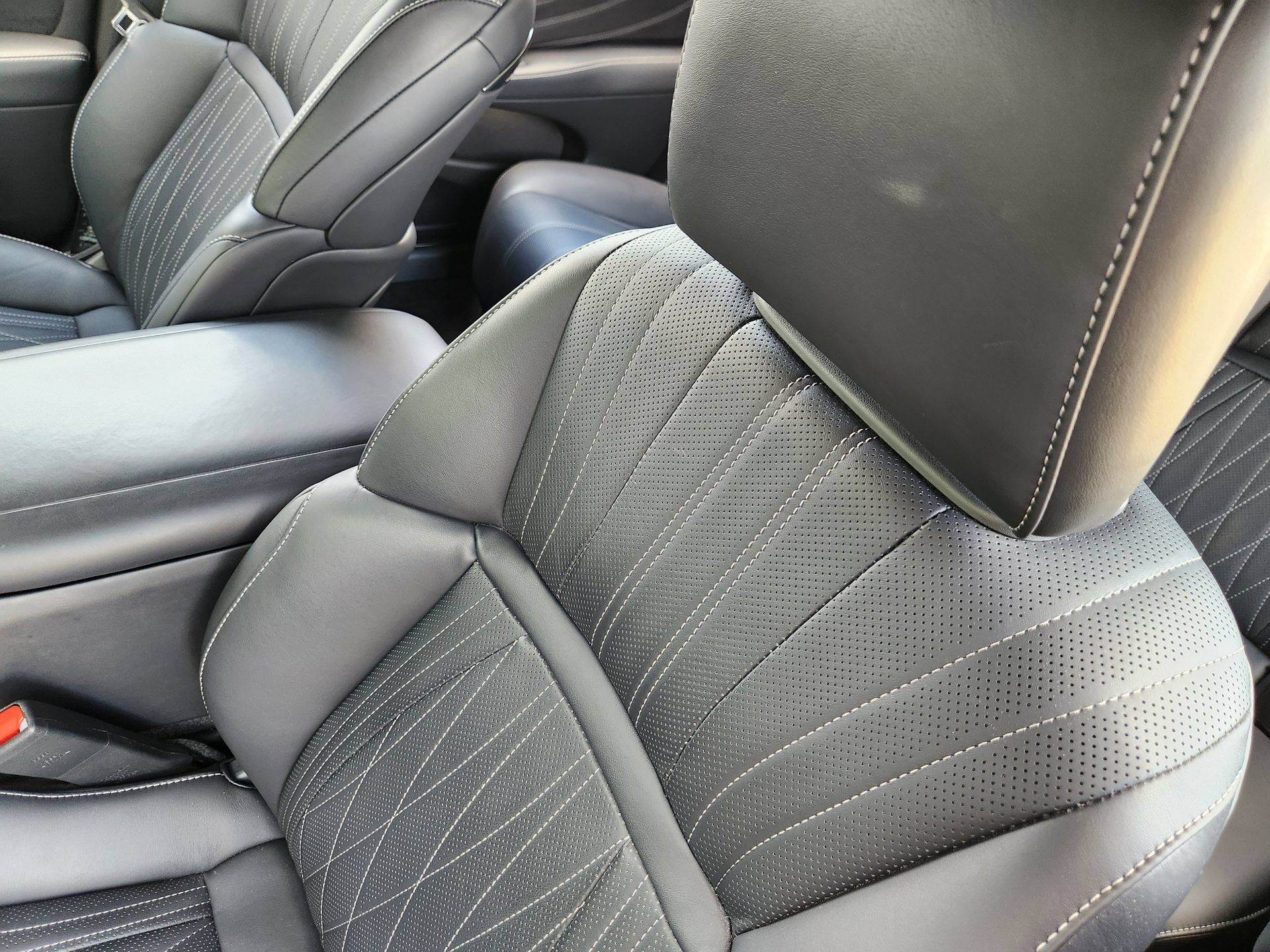 Used 2023 Lexus LS 500 w/ Interior Upgrade Package RWD image 16