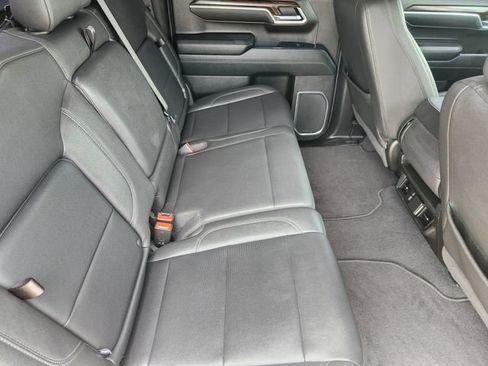 Used 2025 GMC Sierra 1500 SLT RWD image 31