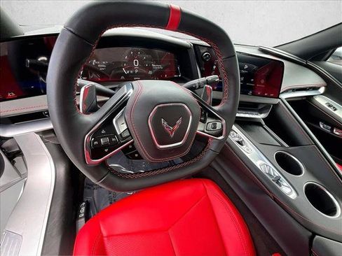 Used 2026 Chevrolet Corvette Stingray Convertible w/ 1LT RWD image 7