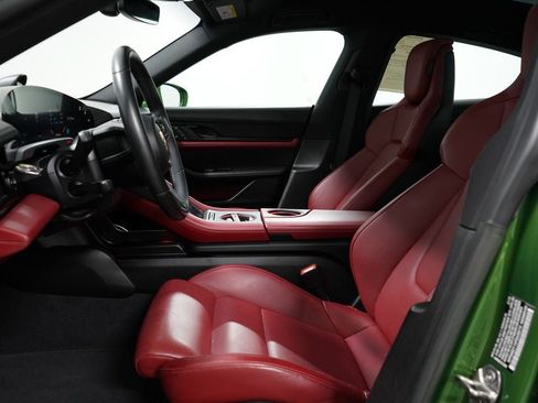 Used 2023 Porsche Taycan 4S AWD/4WD image 19
