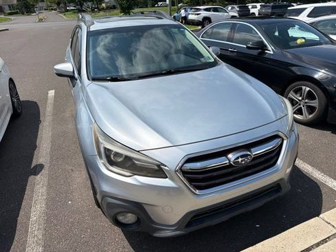 Used 2018 Subaru Outback 2.5i Limited AWD/4WD image 17