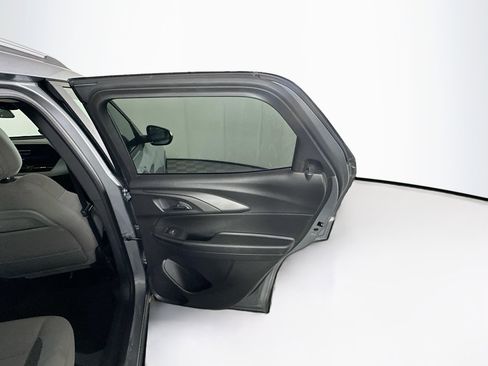 Used 2025 Chevrolet TrailBlazer LT image 29