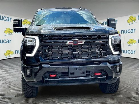 New 2026 Chevrolet Silverado 2500 ZR2 AWD/4WD image 3