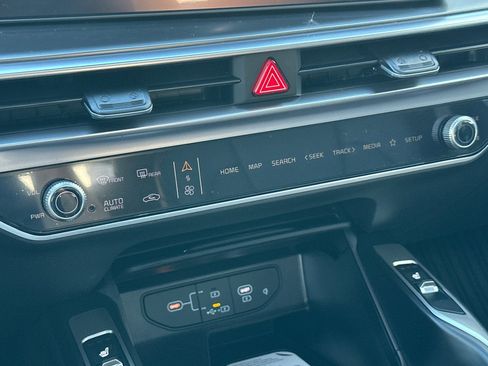 New 2026 Kia Sorento EX AWD/4WD image 23
