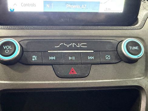 Used 2022 Ford Transit Connect XL image 33