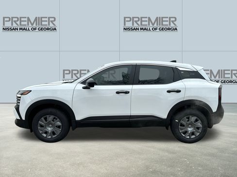 New 2026 Nissan Kicks S w/ Charging Package image 8