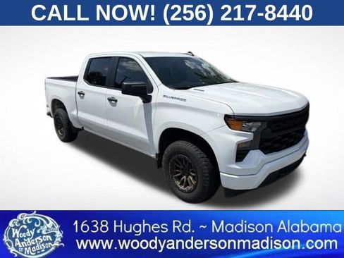 Used 2025 Chevrolet Silverado 1500 Custom RWD image 5