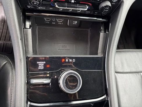 Used 2023 Jeep Grand Cherokee L Limited w/ Luxury Tech Group II AWD/4WD image 22