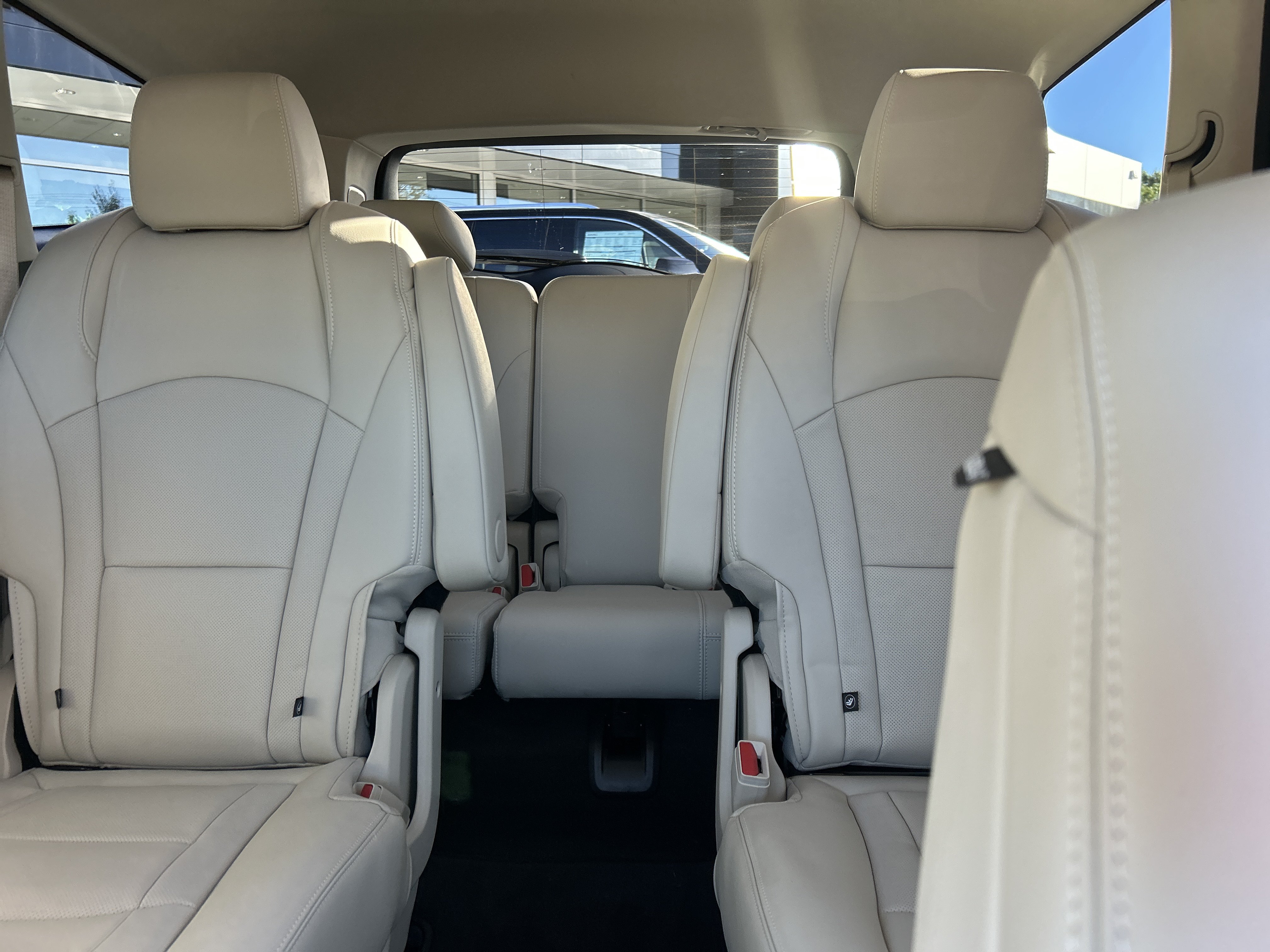 Used 2024 Buick Enclave Premium w/ Trailering Package, 5000 lbs. AWD/4WD image 24