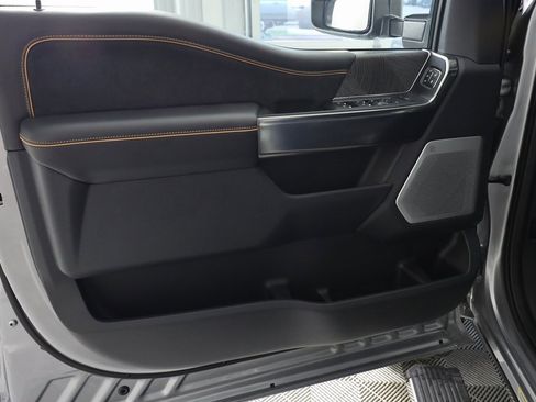 Used 2024 Ford F450 Platinum w/ FX4 Off-Road Package image 14