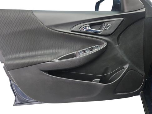 Used 2022 Chevrolet Malibu LT image 23