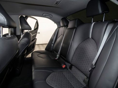 Used 2021 Toyota Camry XSE w/ Carpet Mat Package (TMS) image 38