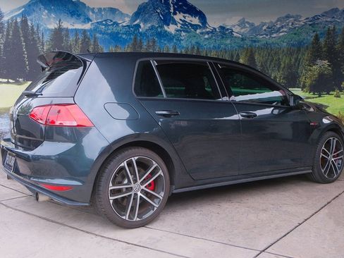 Used 2017 Volkswagen GTI Sport image 6