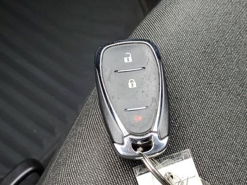 Used 2020 Chevrolet Equinox LT image 27