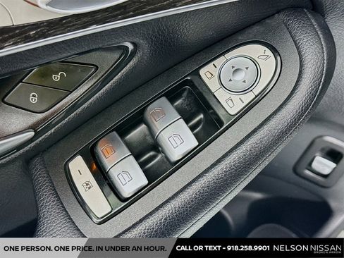 Used 2020 Mercedes-Benz GLC 300 4MATIC image 17