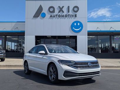 Used 2024 Volkswagen Jetta SE