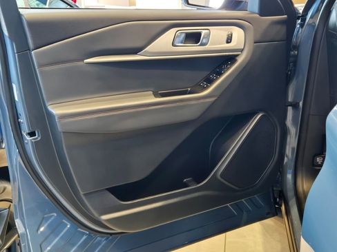 New 2026 Ford Explorer Active w/ Active Comfort Package image 21