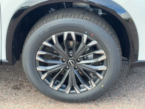 New 2026 Nissan Rogue Platinum image 10