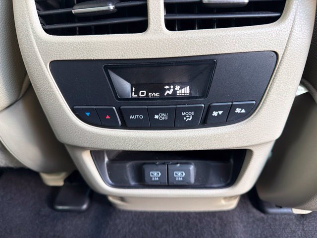 Used 2019 Acura MDX SH-AWD image 15
