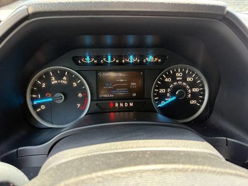 Used 2018 Ford F150 XLT w/ Equipment Group 302A Luxury AWD/4WD image 12