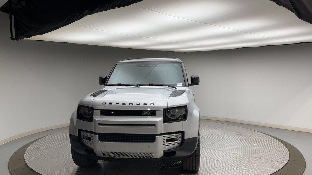 Used 2024 Land Rover Defender 130 S AWD/4WD image 7