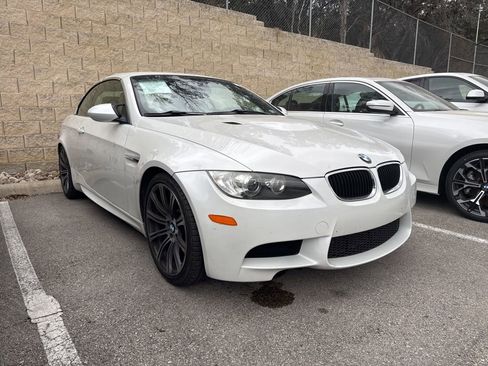 Used 2011 BMW M3 Convertible image 2