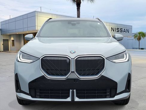 Used 2025 BMW X3 xDrive30i AWD/4WD image 10