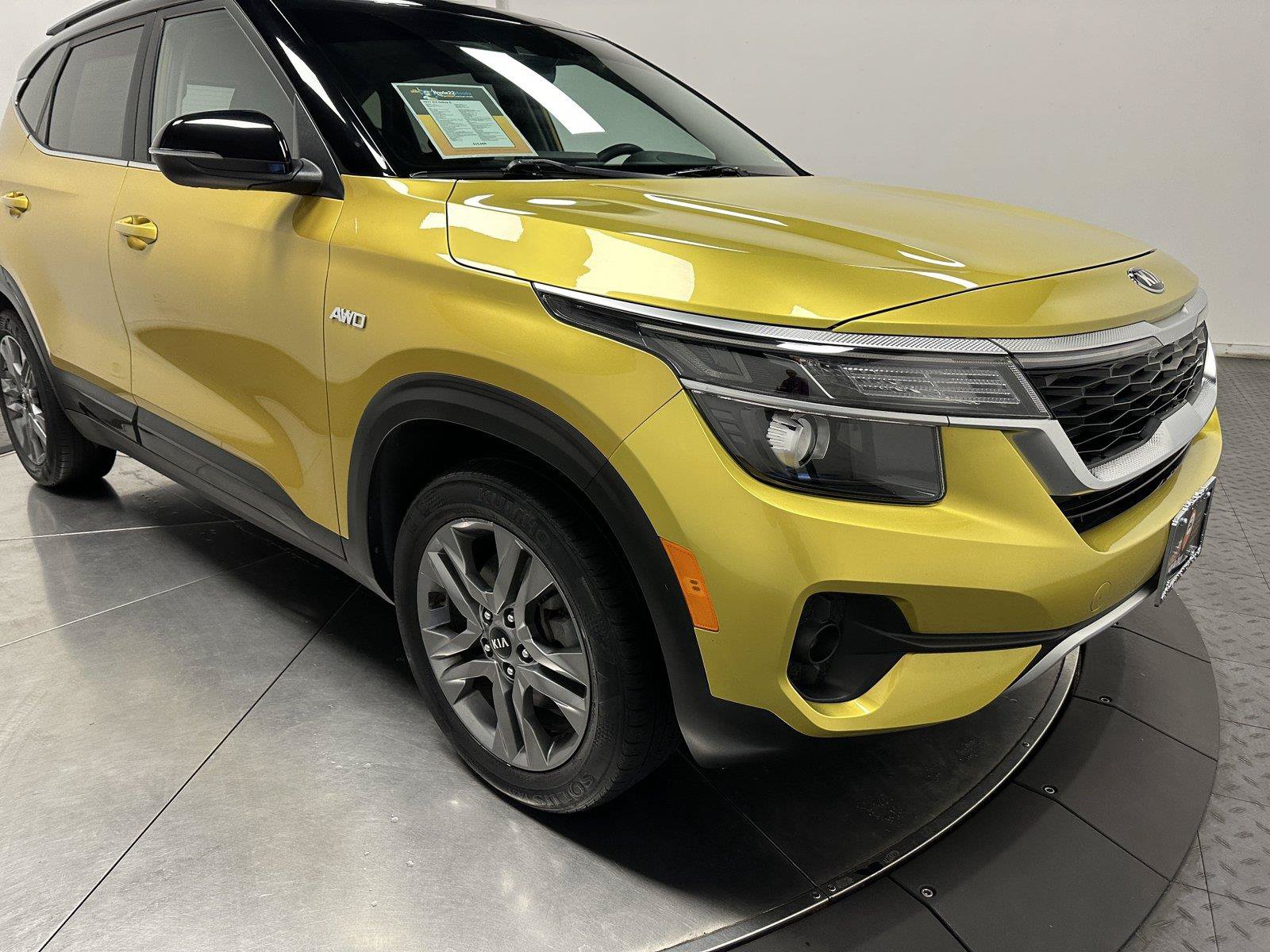 Used 2021 Kia Seltos S AWD/4WD image 3