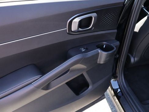 New 2026 Kia Sorento S image 10