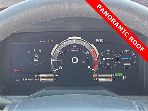 Used 2025 Toyota Tundra Limited image 23