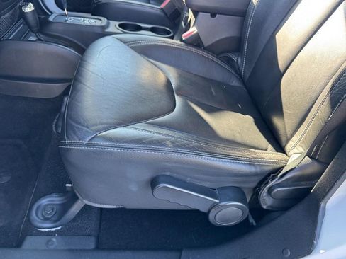 Used 2015 Jeep Wrangler Unlimited Sahara w/ Connectivity Group image 14