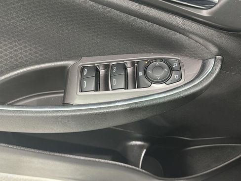 Used 2020 Chevrolet Malibu LT image 22