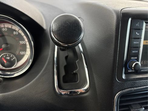 Used 2019 Dodge Grand Caravan GT FWD image 42