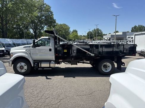 New 2027 Ford F750 2WD Regular Cab Super Duty image 5