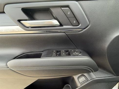 New 2026 GMC Terrain Elevation w/ Elevation Premium Package image 13