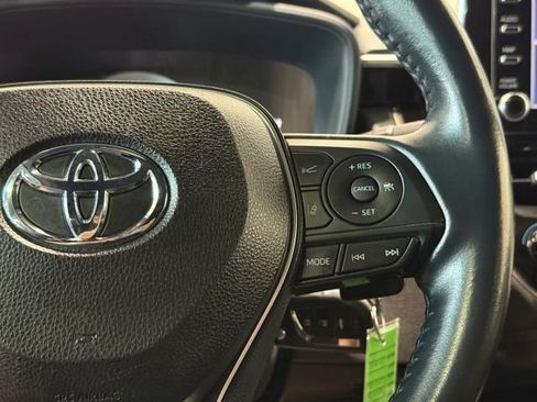 Used 2020 Toyota Corolla SE w/ Carpet Mat Package (TMS) FWD image 14