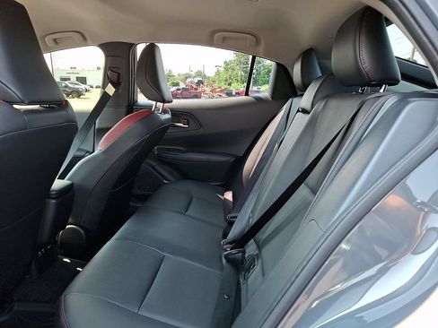 Used 2024 Toyota Prius Prime FWD image 10