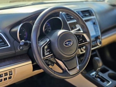 Used 2019 Subaru Outback 3.6R Limited image 15