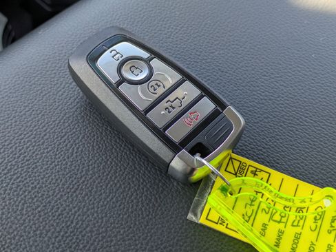 Used 2025 Ford F250 Lariat w/ Lariat Ultimate Package image 57