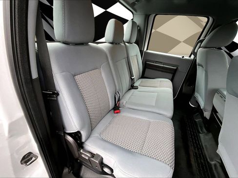 Used 2014 Ford F250 XL w/ Power Equipment Group image 25